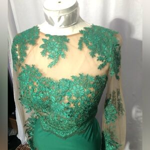 NWT Nicole Bakti Backless Emerald Green Train Dress Formal Long Gown Sz 6 Sexy